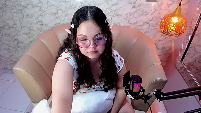 ShylySweet online show from 29, 10, 2025