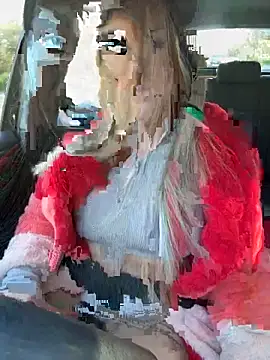 Snapshot of Charleigh_xx chatting on 21, 11, 2025 Charleigh xx online show from 21, 11, 2025