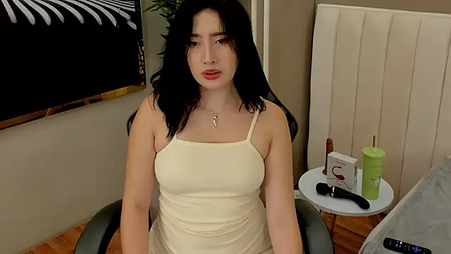Snapshot of Skyyle_ chatting on 17, 6, 2026 Skyyle online show from 17, 6, 2026