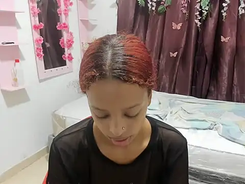 Snapshot of Liana_hot12 chatting on 30, 10, 2025 Liana hot12 online show from 30, 10, 2025