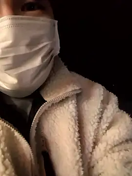 Snapshot of kqitooo chatting on 18, 12, 2025 kqitooo online show from 18, 12, 2025