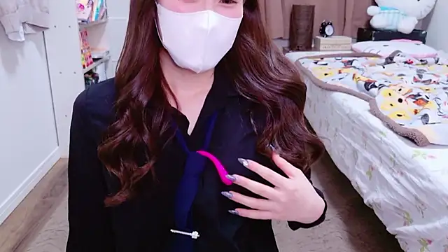 Snapshot of MOEMOE-Q chatting on 30, 11, 2025 MOEMOE-Q online show from 30, 11, 2025