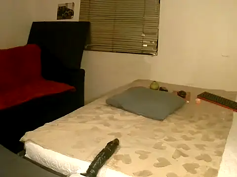 ALICIA X98 online show from 14, 10, 2025