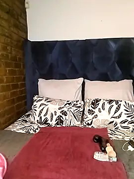 SeductionBoobs online show from 4, 6, 2026