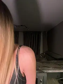 Elizebeth Parker online show from 29, 3, 2026