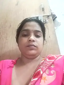Snapshot of Trisha_71 chatting on 16, 9, 2025 Trisha 71 online show from 16, 9, 2025