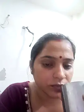 Snapshot of Trisha_71 chatting on 24, 9, 2025 Trisha 71 online show from 24, 9, 2025