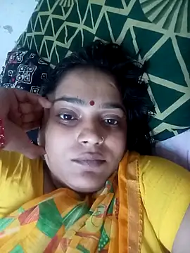 Snapshot of Trisha_71 chatting on 4, 10, 2025 Trisha 71 online show from 4, 10, 2025