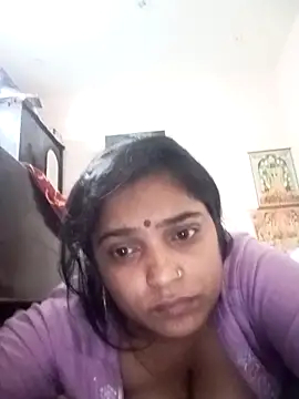 Snapshot of Trisha_71 chatting on 17, 10, 2025 Trisha 71 online show from 17, 10, 2025