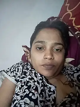 Snapshot of Trisha_71 chatting on 4, 6, 2026 Trisha 71 online show from 4, 6, 2026