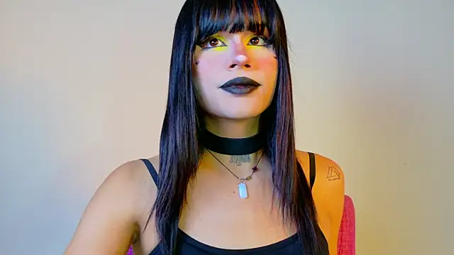 Snapshot of NATASHAA_WINZ chatting on 14, 11, 2025 NATASHAA WINZ online show from 14, 11, 2025