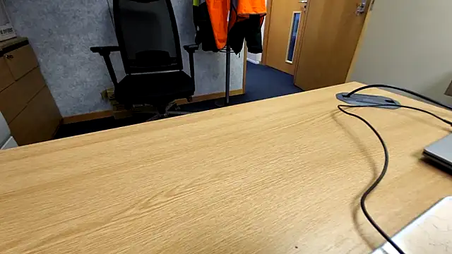 Oorse1966 online show from 28, 10, 2025