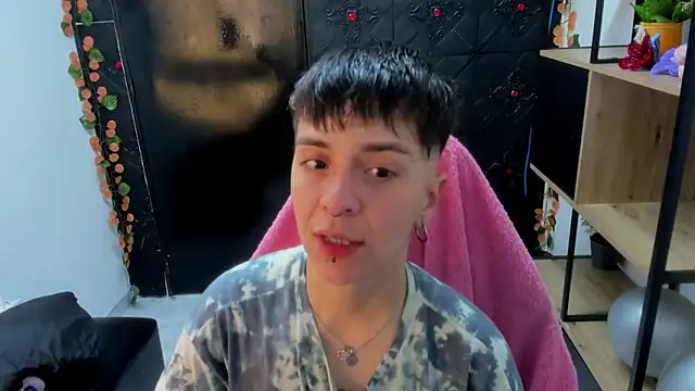  Hannah Hot online show from 3, 4, 2026