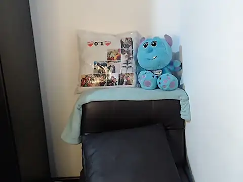 Snapshot of Stormyyy_hot chatting on 15, 11, 2025 Stormyyy hot online show from 15, 11, 2025