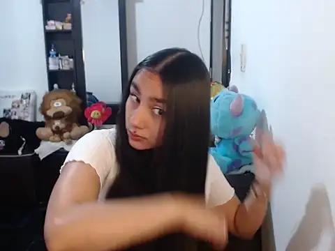 Snapshot of Stormyyy_hot chatting on 23, 11, 2025 Stormyyy hot online show from 23, 11, 2025