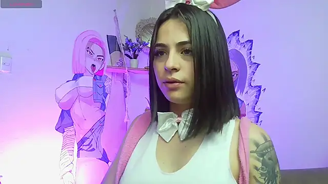 Snapshot of sofi_lara28 chatting on 27, 10, 2025 sofi lara28 online show from 27, 10, 2025