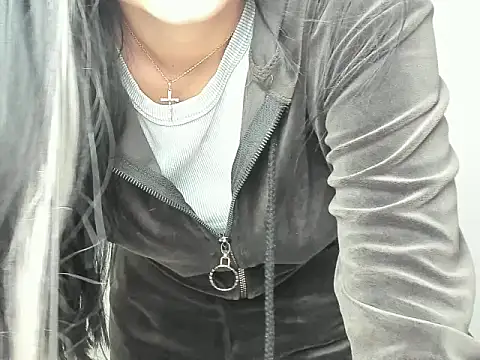 Lune Moon online show from 15, 11, 2025