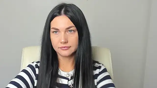 Lune Moon online show from 27, 11, 2025