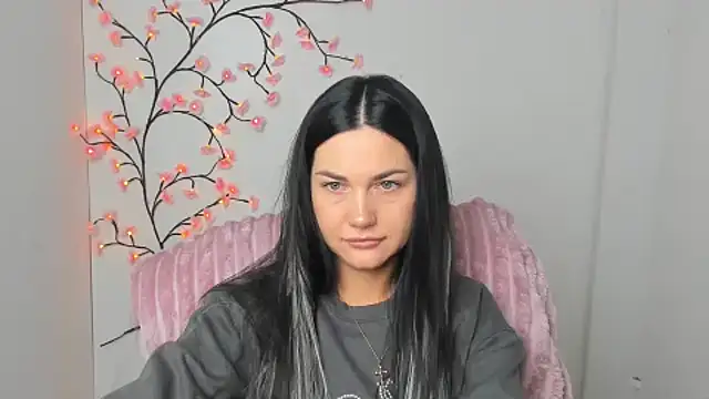 Lune Moon online show from 21, 2, 2026