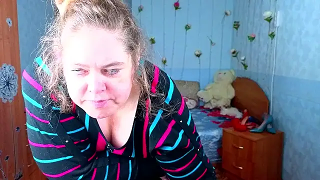 Audrey Aura online show from 20, 10, 2025