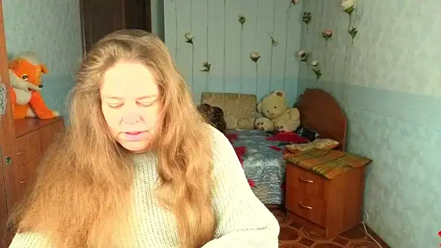 Audrey Aura online show from 28, 11, 2025