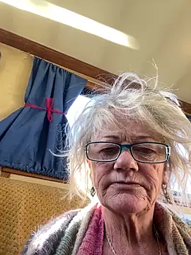 ladyboatlady online show from 30, 4, 2026