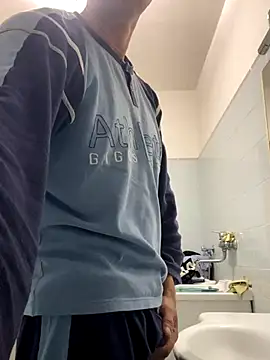 Snapshot of sasatimido chatting on 14, 11, 2025 sasatimido online show from 14, 11, 2025