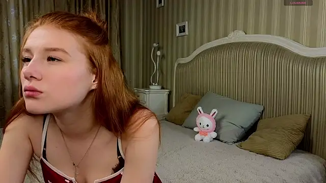 Snapshot of Juuulia_ chatting on 22, 9, 2025 Juuulia online show from 22, 9, 2025