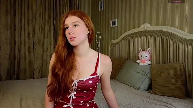 Snapshot of Juuulia_ chatting on 27, 9, 2025 Juuulia online show from 27, 9, 2025