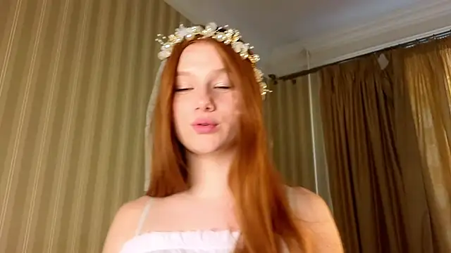Juuulia  online show from 19, 5, 2026