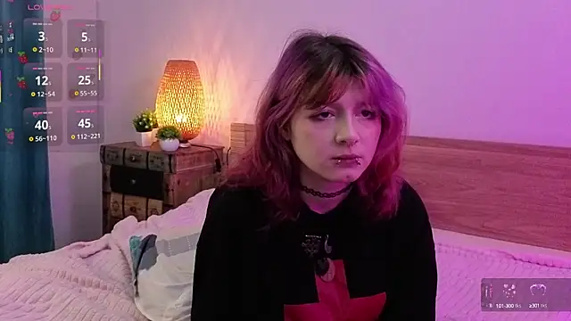 Snapshot of TaiteBeat chatting on 21, 9, 2025 TaiteBeat online show from 21, 9, 2025