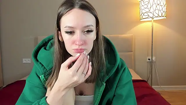 Snapshot of cutienaughtygirl chatting on 5, 12, 2025 cutienaughtygirl online show from 5, 12, 2025