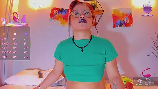 Snapshot of Karlaliones69 chatting on 26, 9, 2025 Karlaliones69 online show from 26, 9, 2025