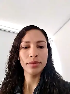 Snapshot of SofiaDelicia chatting on 18, 10, 2025 SofiaDelicia online show from 18, 10, 2025