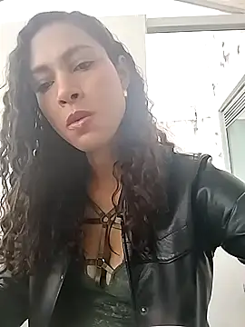 Snapshot of SofiaDelicia chatting on 20, 10, 2025 SofiaDelicia online show from 20, 10, 2025