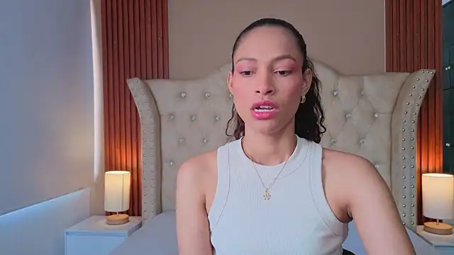 Snapshot of SofiaDelicia chatting on 27, 11, 2025 SofiaDelicia online show from 27, 11, 2025