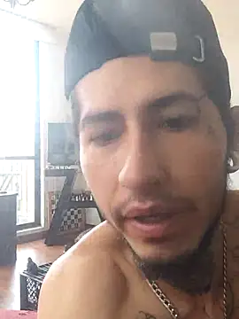 Snapshot of Tattoboy19cm chatting on 24, 9, 2025 Tattoboy19cm online show from 24, 9, 2025