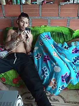 Snapshot of Tattoboy19cm chatting on 20, 4, 2026 Tattoboy19cm online show from 20, 4, 2026