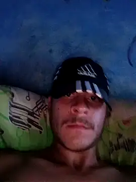 Snapshot of Davidg244 chatting on 2, 12, 2025 Davidg244 online show from 2, 12, 2025