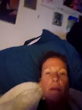 Snapshot of PhynneNicole chatting on 5, 12, 2025 PhynneNicole online show from 5, 12, 2025