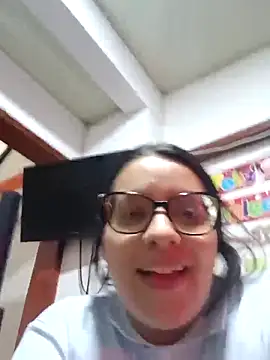 Snapshot of Vanesitacooper chatting on 15, 10, 2025 Vanesitacooper online show from 15, 10, 2025