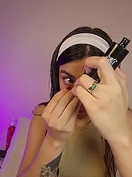 AmaiaSalvatore online show from 25, 10, 2025