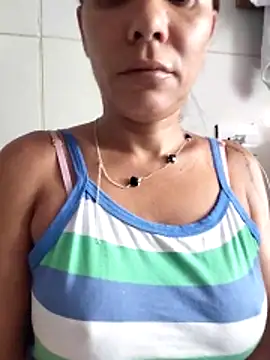 dyjaA online show from 6, 3, 2026