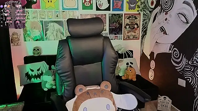 Yuhwan  online show from 27, 10, 2025