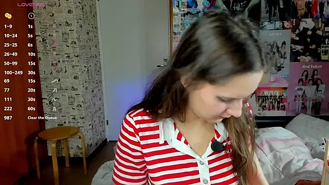 LucyRose3 online show from 27, 10, 2025