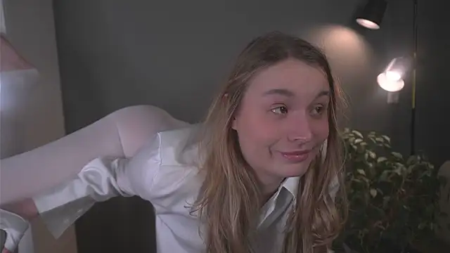 lisa schiele online show from 22, 12, 2025