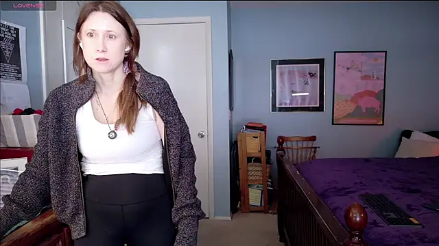 MommyGoddessL online show from 18, 2, 2026