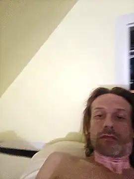 Snapshot of Danny19867 chatting on 2, 10, 2025 Danny19867 online show from 2, 10, 2025