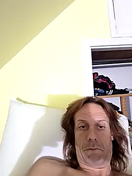 Snapshot of Danny19867 chatting on 11, 11, 2025 Danny19867 online show from 11, 11, 2025