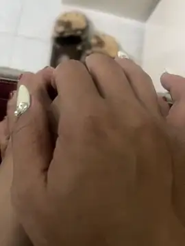 Snapshot of Tina_xx8 chatting on 18, 12, 2025 Tina xx8 online show from 18, 12, 2025